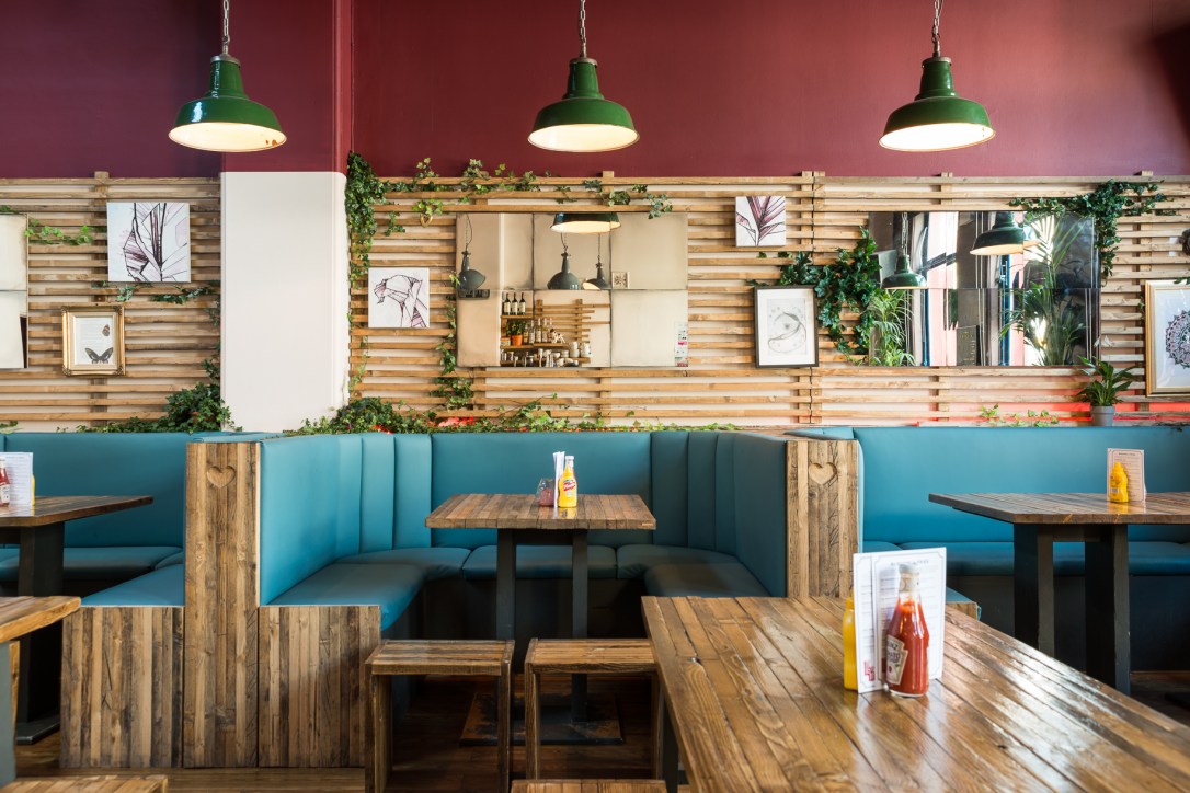 Hot Soup House Love Inn